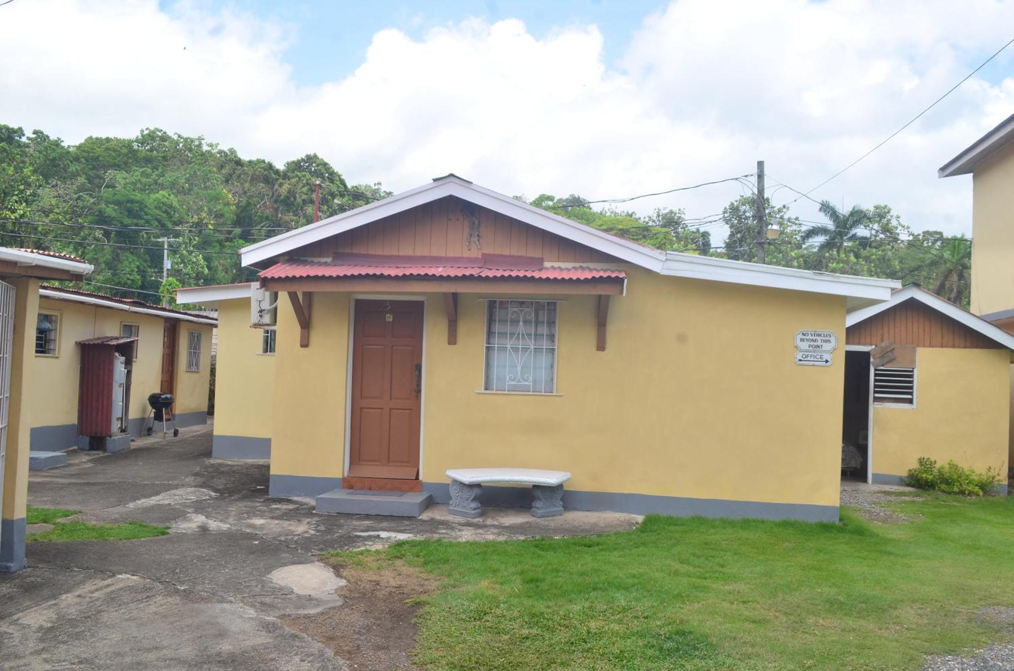 Little Shaw Park Guest House Ocho Ríos Exterior foto